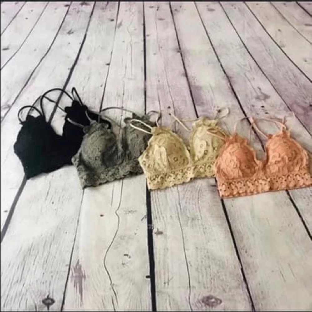 Bralettes - Picture 1 of 1